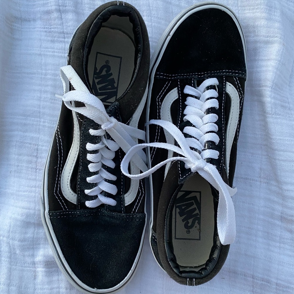 VANS!! CLASSIC BLACK OLD SCHOOL